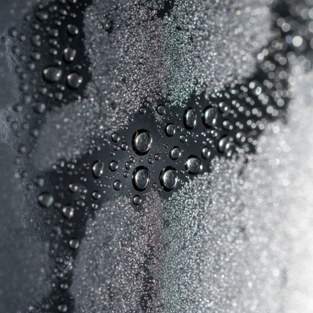 close up condensation detail 21469187