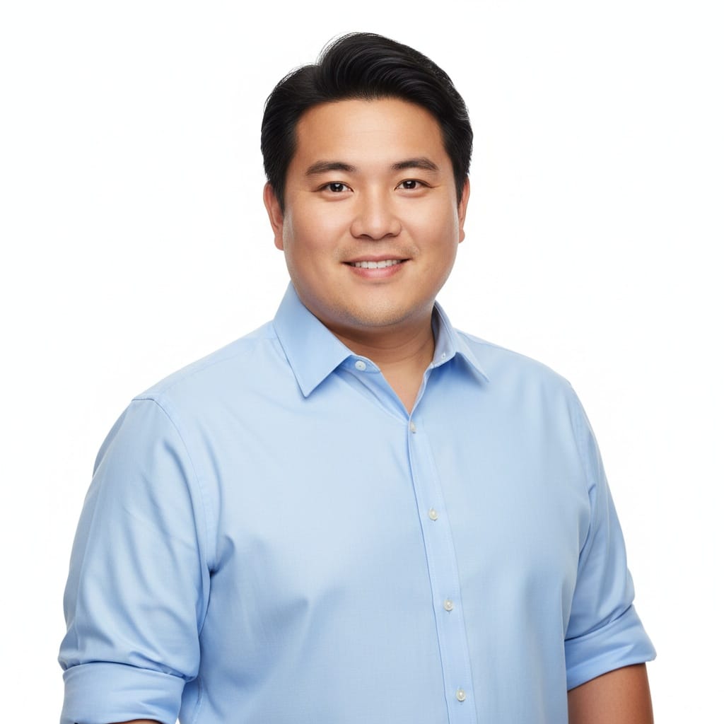 plus_size asian man clean white background 90936404
