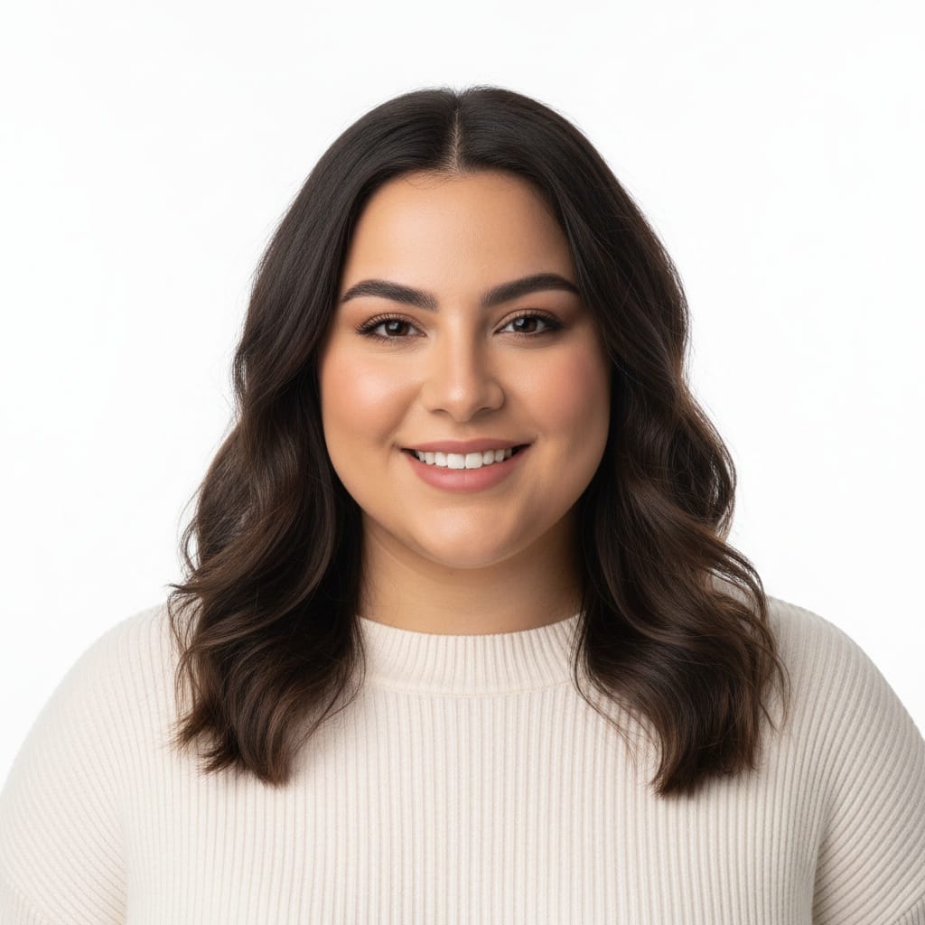 curve middle_eastern woman white background slight smile 84786065